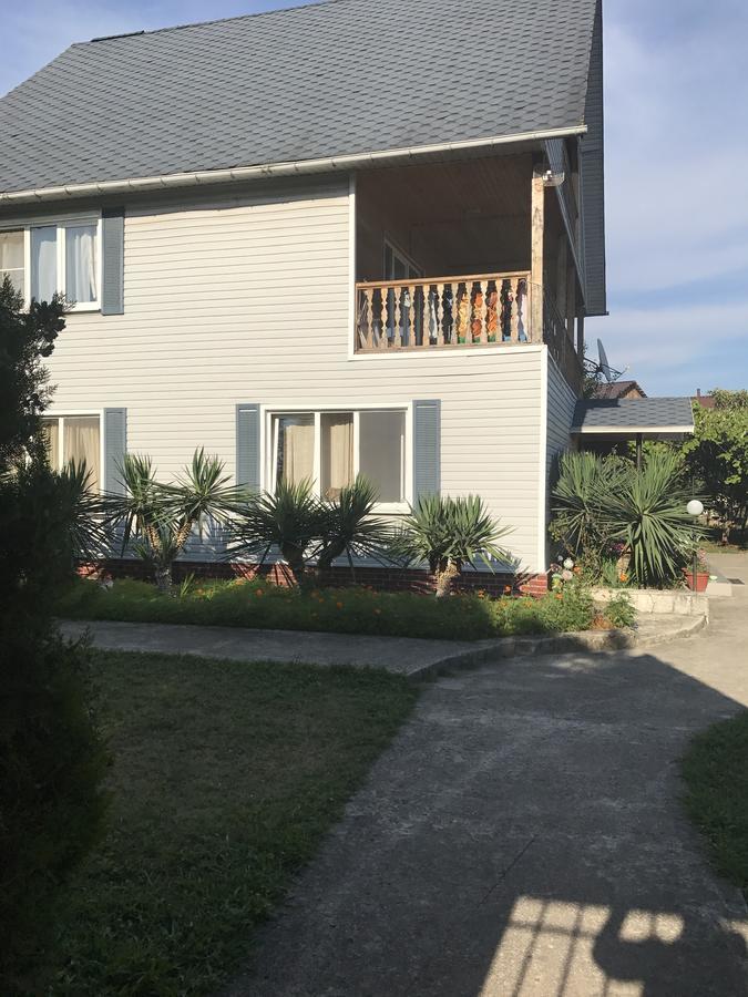 Dom U Morya Otel Pitsunda Dış mekan fotoğraf