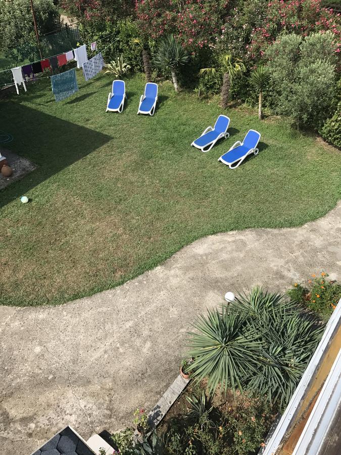 Dom U Morya Otel Pitsunda Dış mekan fotoğraf